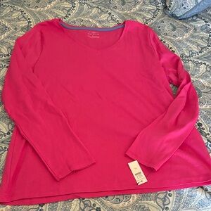 NWT hot pink v-neck tshirt